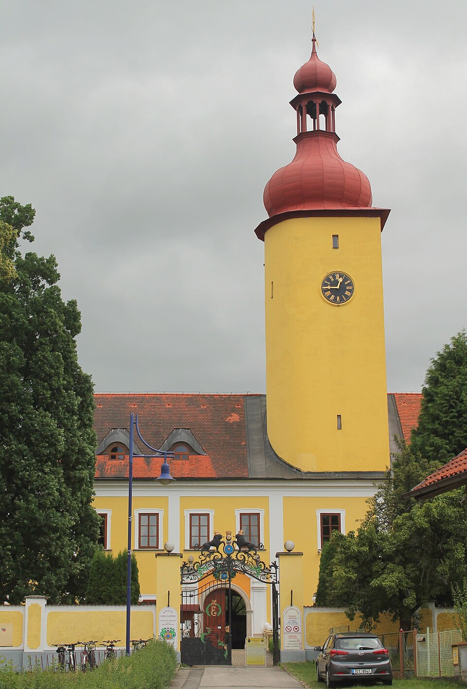 zámek Stráž nad Nežárkou